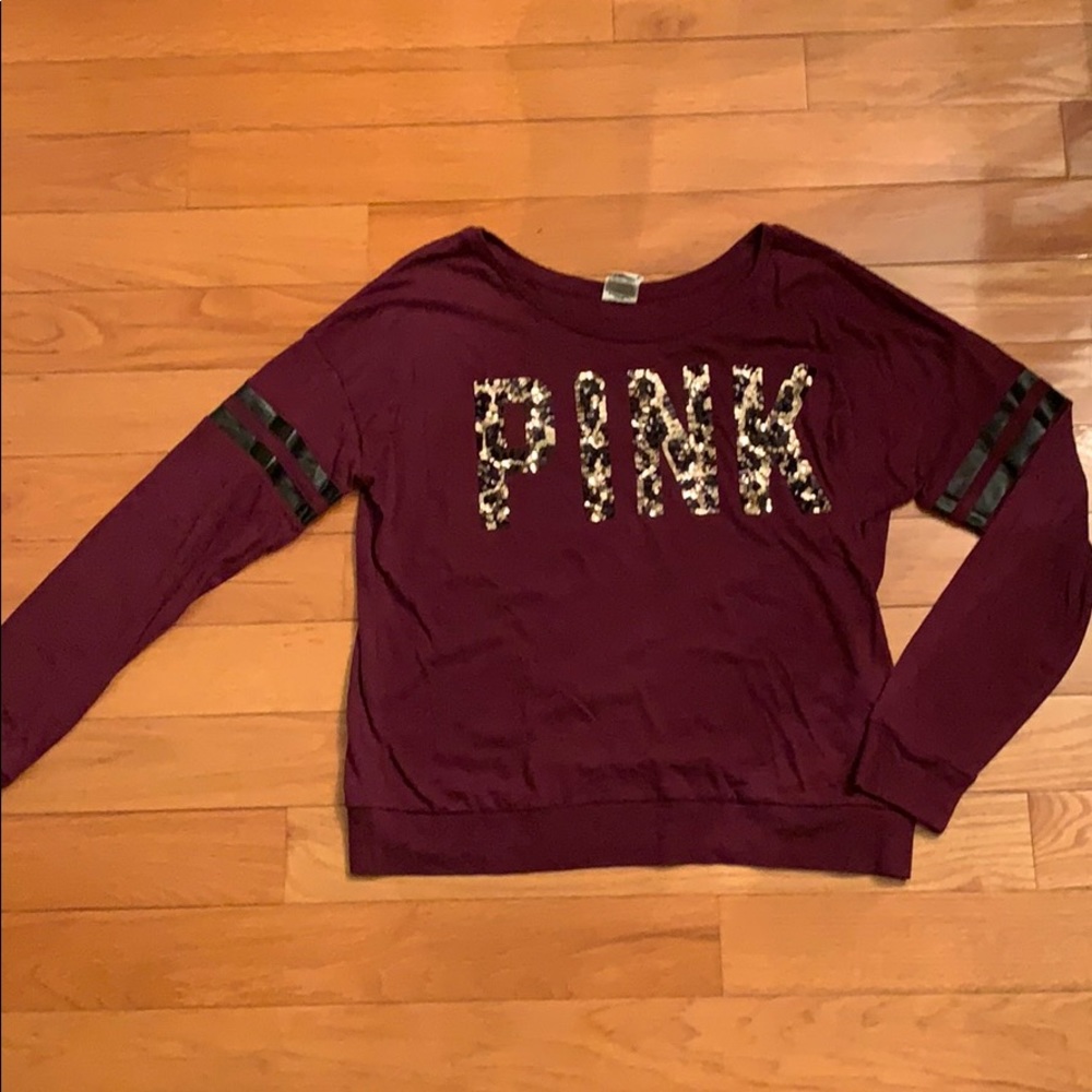 Maroon long sleeve tee